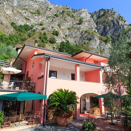 Hotel La Gardenia & Villa Oleandra Limone sul Garda Chambre photo