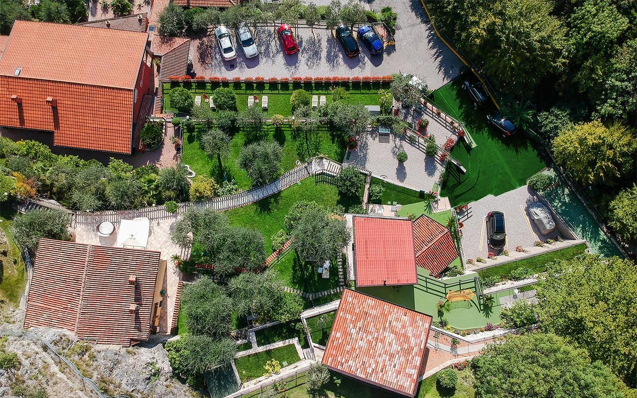 Hotel La Gardenia & Villa Oleandra Limone sul Garda Extérieur photo