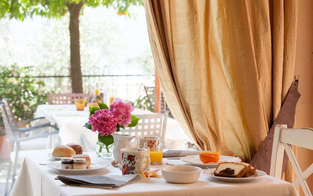 Hotel La Gardenia & Villa Oleandra Limone sul Garda Extérieur photo